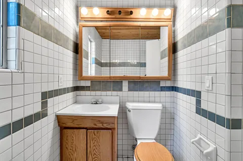 $799,999 | 6743 North Dolores Avenue, Fresno, CA 93711