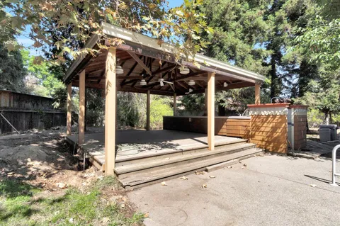 $799,999 | 6743 North Dolores Avenue, Fresno, CA 93711