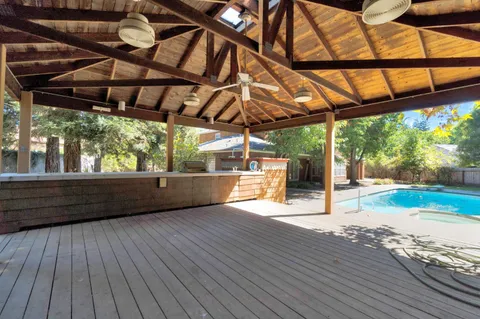 $799,999 | 6743 North Dolores Avenue, Fresno, CA 93711