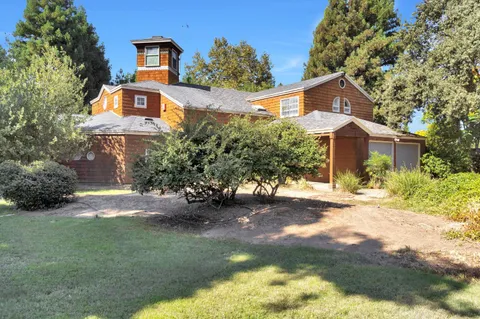 $799,999 | 6743 North Dolores Avenue, Fresno, CA 93711