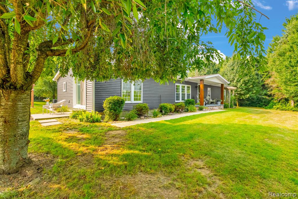 10077 Yale Road Avoca, MI 48006 - Photo 10 of 73