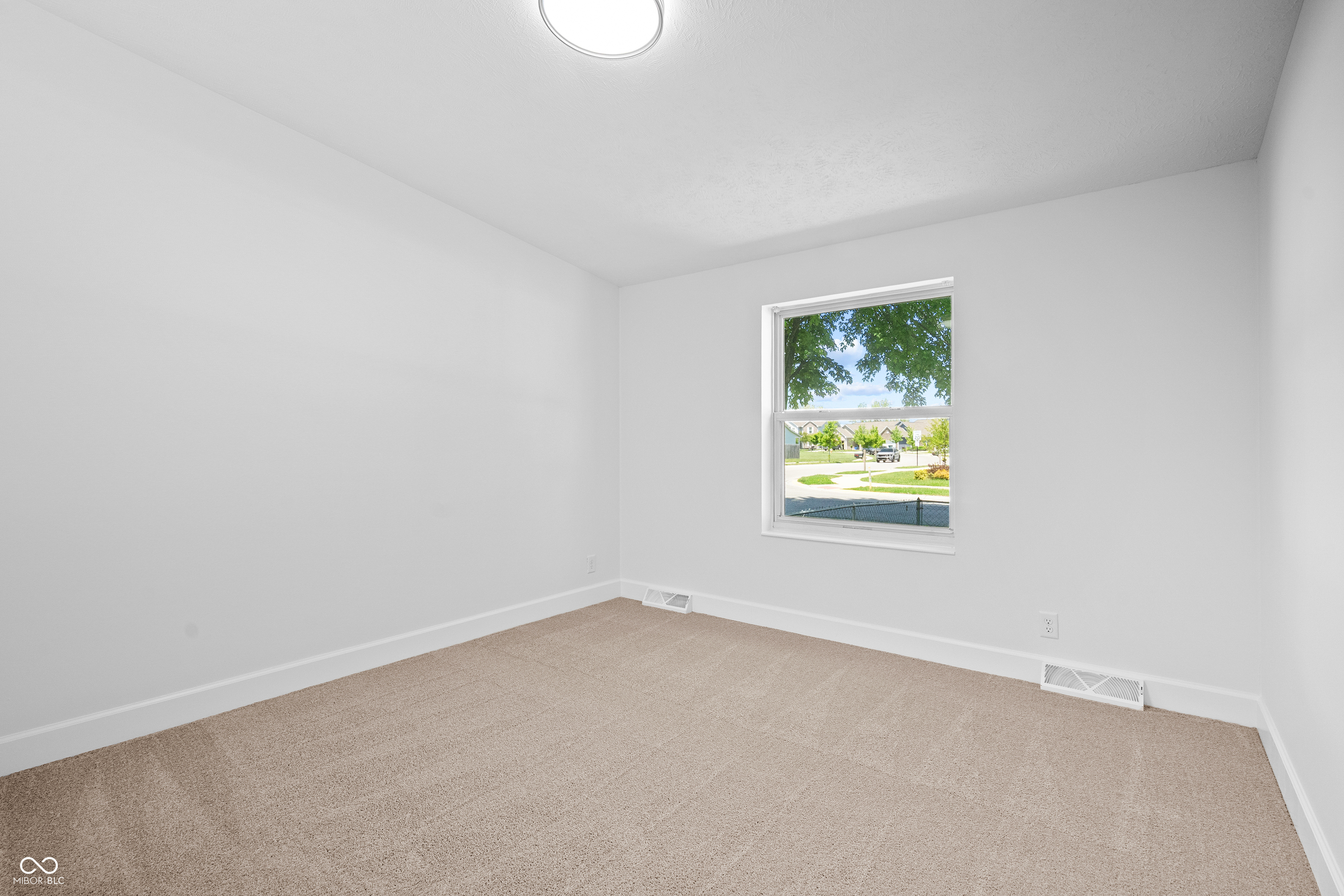 1635 Riley Road Lebanon, IN 46052 - Photo 13 of 32 Gallery Image 13