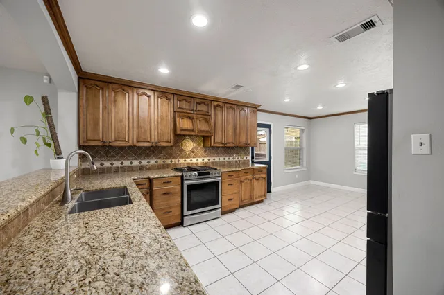 $330,000 | 5439 Mersea Drive, Katy, TX 77449