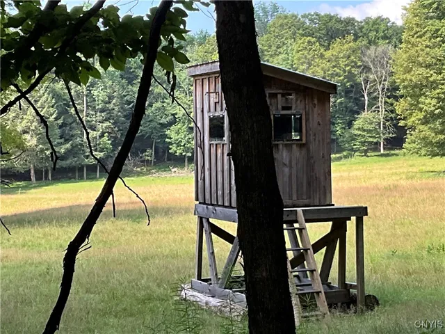 $1,200,000 | 213 Button Road, Columbus, NY 13485