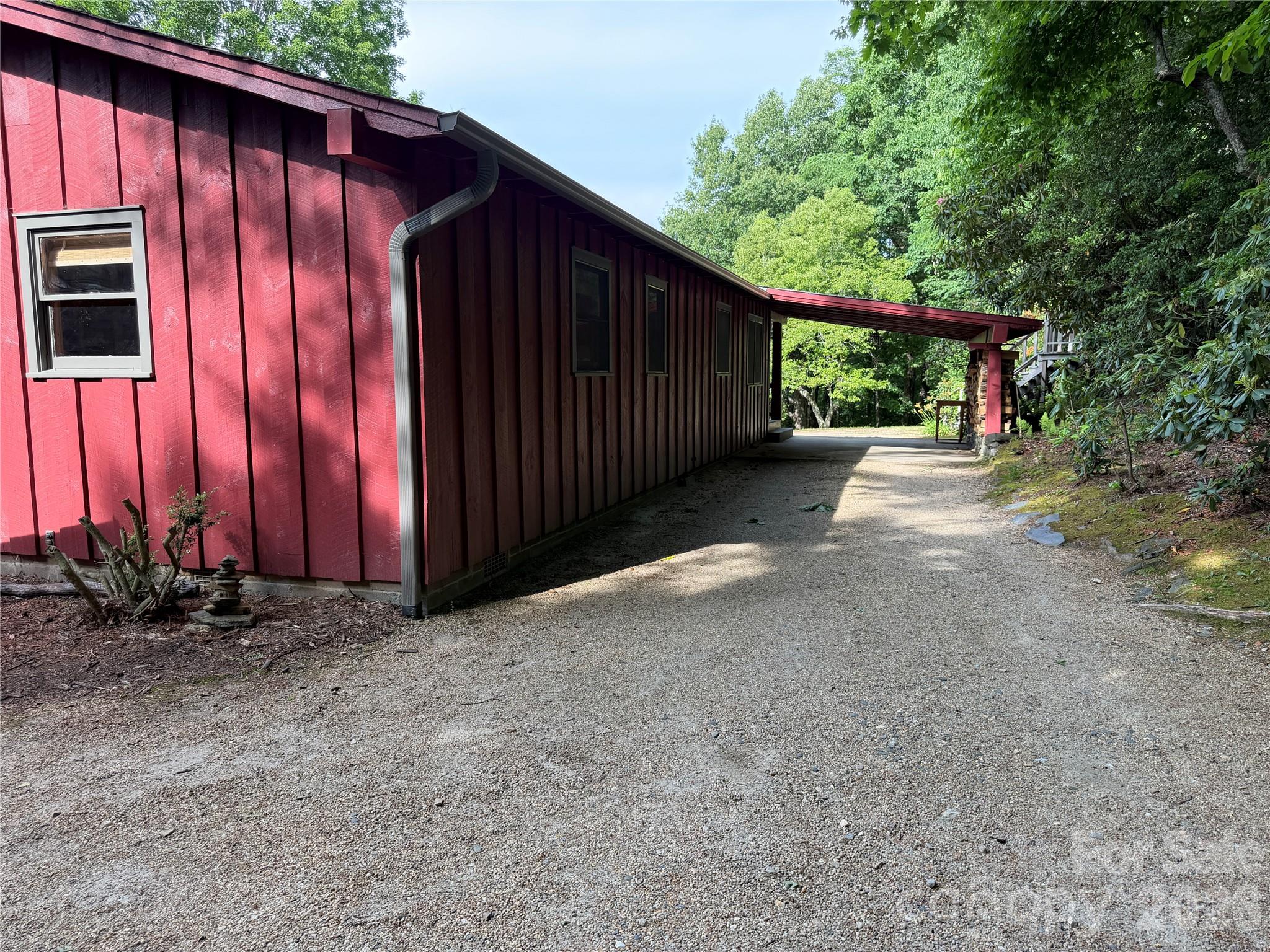 225 High Ridge Road Marion, NC 28752 - Photo 18 of 26