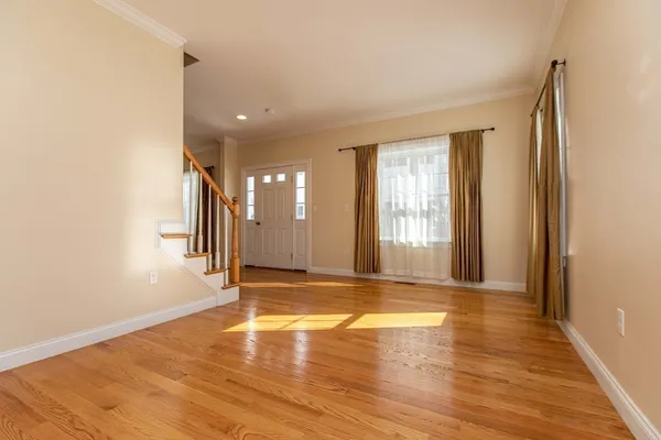 $5,900 | 8 Summer Hill Circle, Unit 8, Arlington, MA 02474