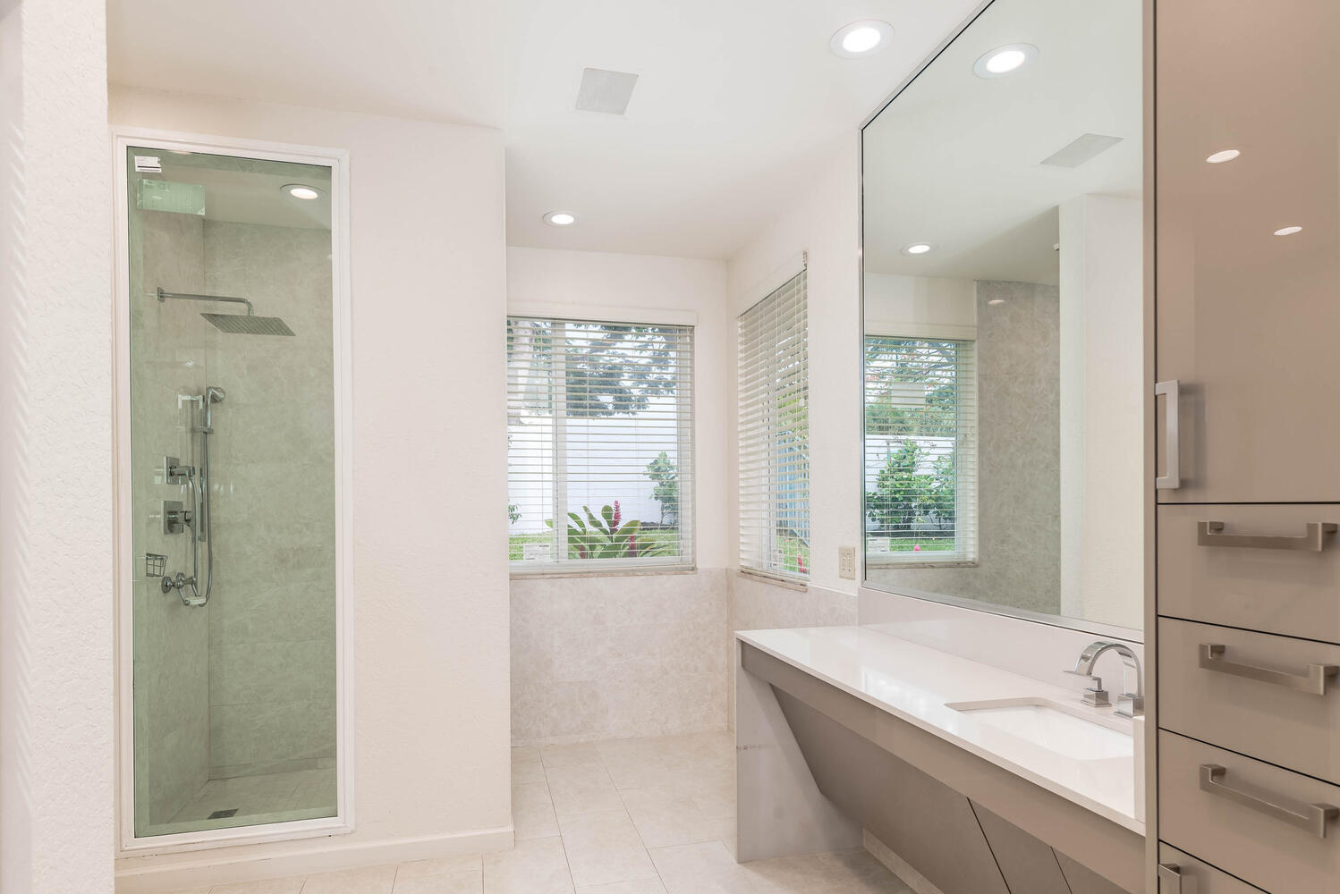 6222 Northwest 23rd Street Boca Raton, FL 33434 - Photo 27 of 35 Master Bath