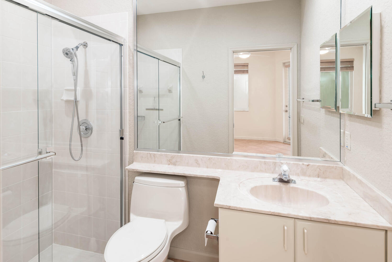 6222 Northwest 23rd Street Boca Raton, FL 33434 - Photo 31 of 35 Guest Bath