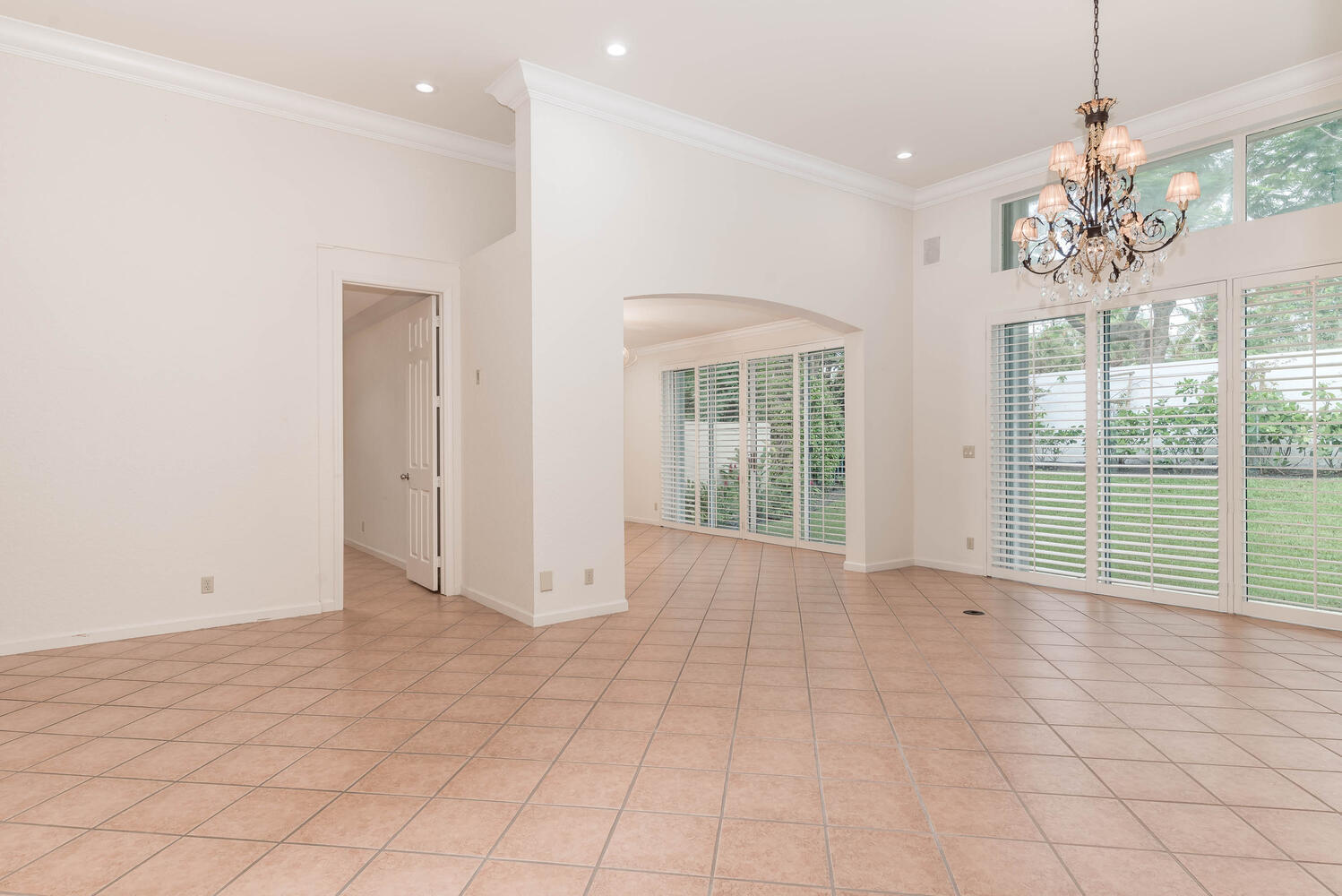 6222 Northwest 23rd Street Boca Raton, FL 33434 - Photo 9 of 35 Living Room