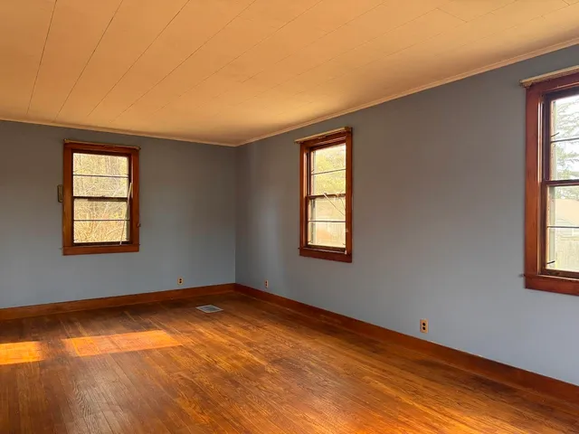 $2,300 | 814 Brattleboro Road, Hinsdale, NH 03451