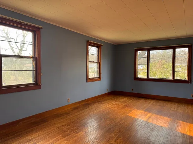 $2,300 | 814 Brattleboro Road, Hinsdale, NH 03451