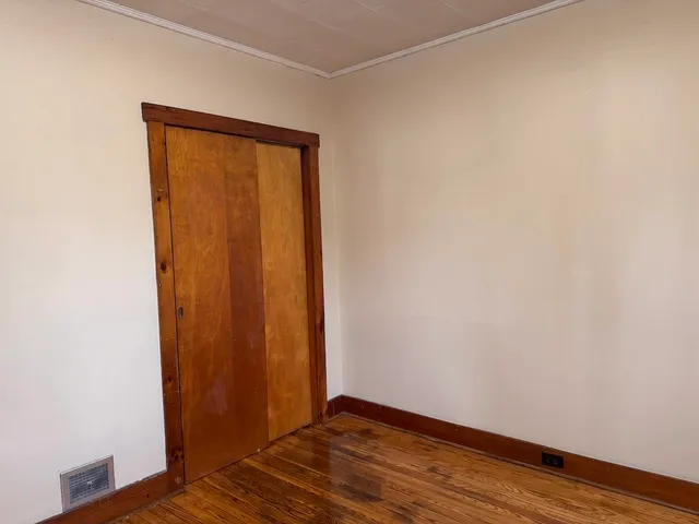 $2,300 | 814 Brattleboro Road, Hinsdale, NH 03451