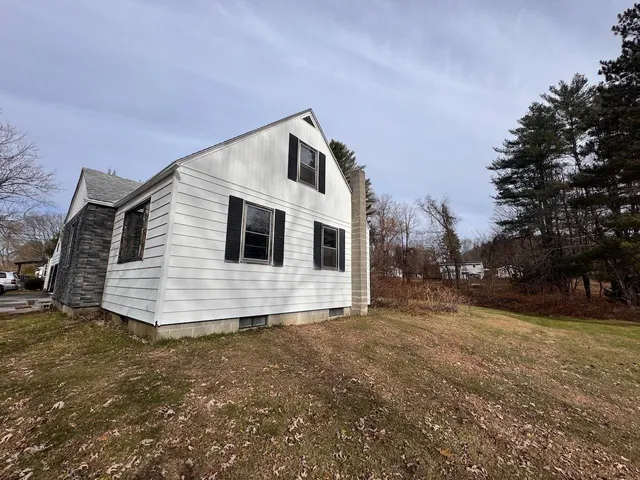 $2,300 | 814 Brattleboro Road, Hinsdale, NH 03451
