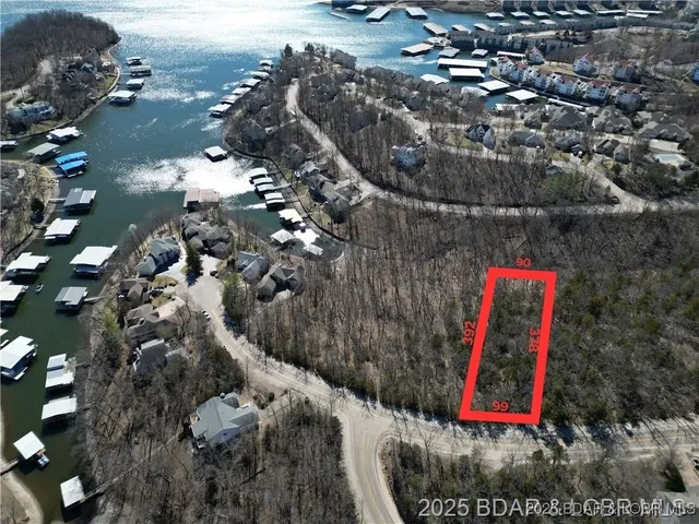 $5,999 | Lot 8 Royal Court, Four Seasons, MO 65049