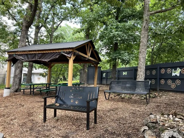 $5,999 | Lot 8 Royal Court, Four Seasons, MO 65049