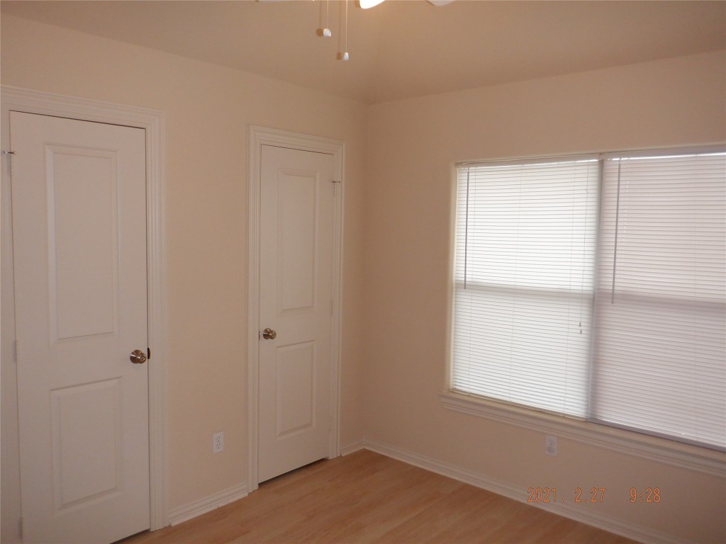1903 Spring Cedar Lane Houston, TX 77077 - Photo 12 of 20 2nd floor east bedroom