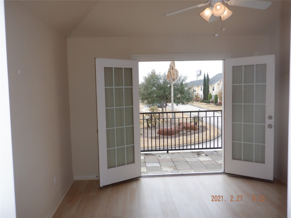 1903 Spring Cedar Lane Houston, TX 77077 - Photo 15 of 20 2nd floor west bedroom