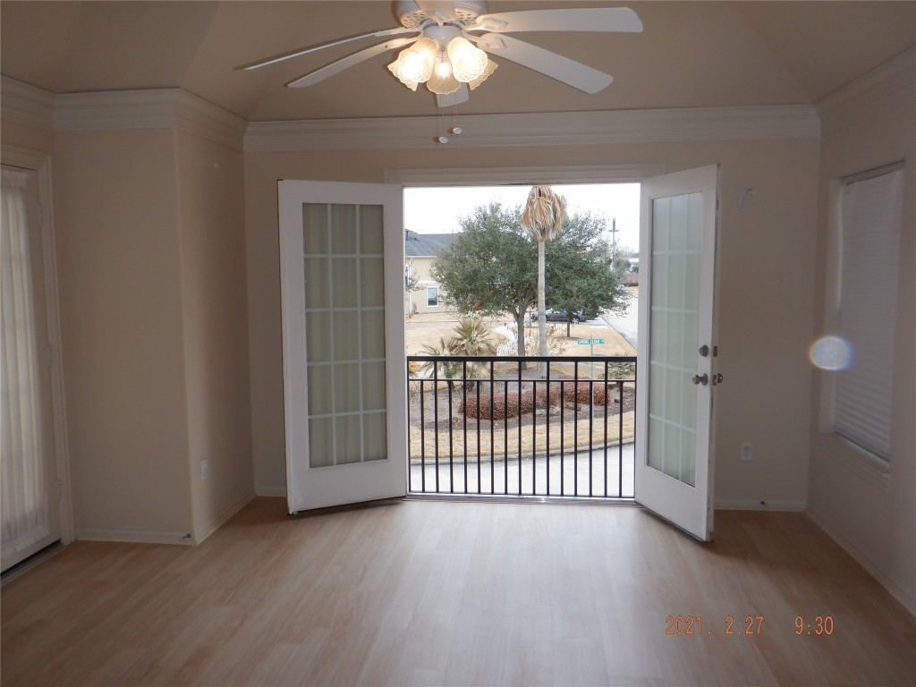 1903 Spring Cedar Lane Houston, TX 77077 - Photo 16 of 20 2nd floor muster bedroom