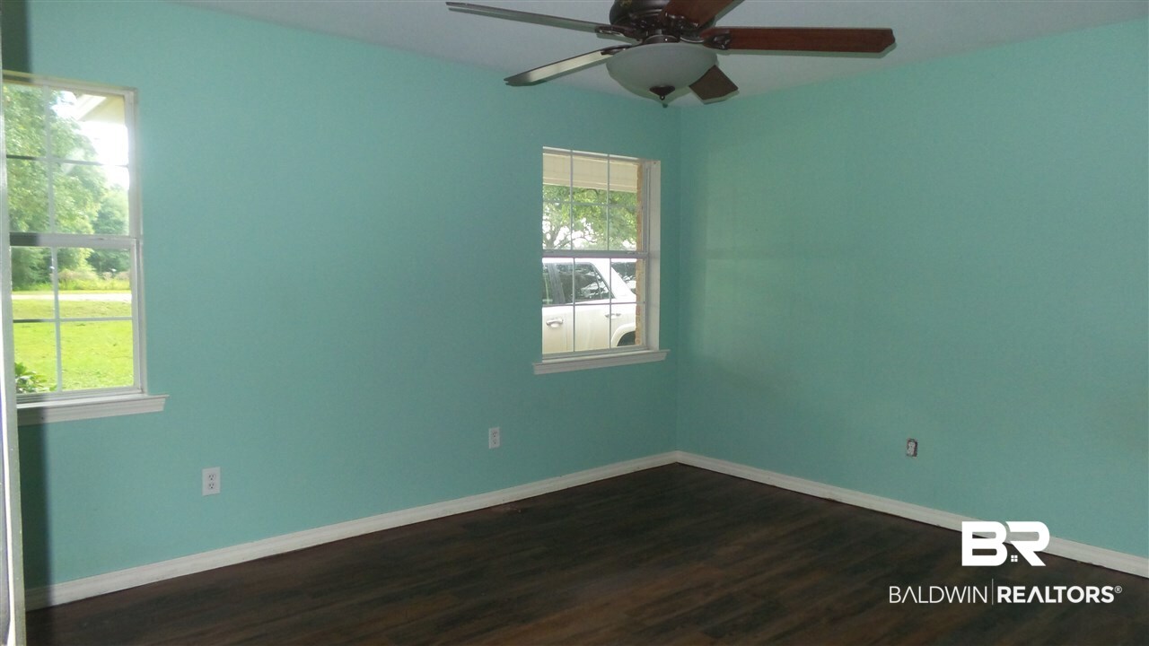 10050 Wells Road North Theodore, AL 36582 - Photo 6 of 12