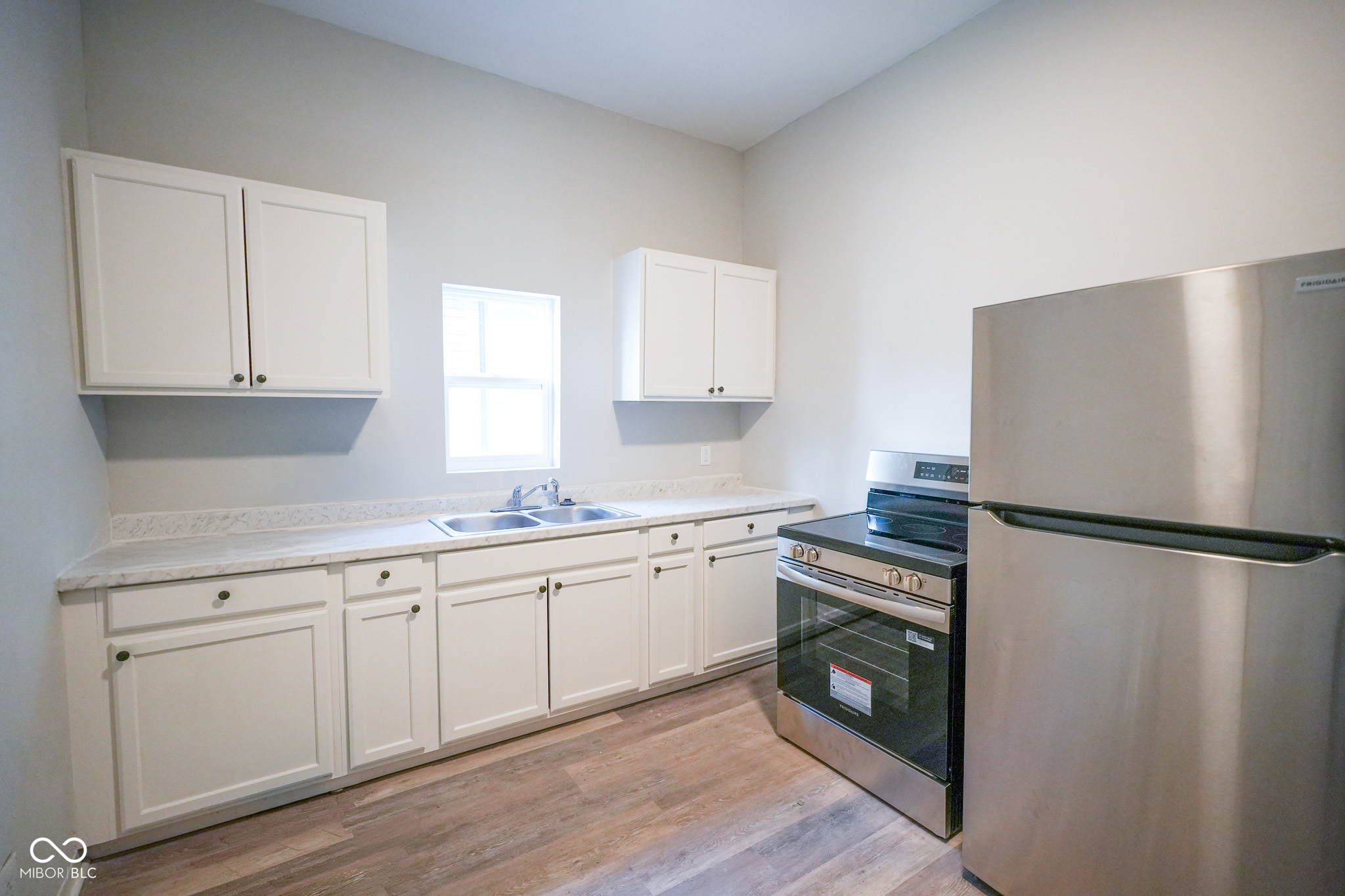 415 East 15th Street Anderson, IN 46016 - Photo 9 of 16