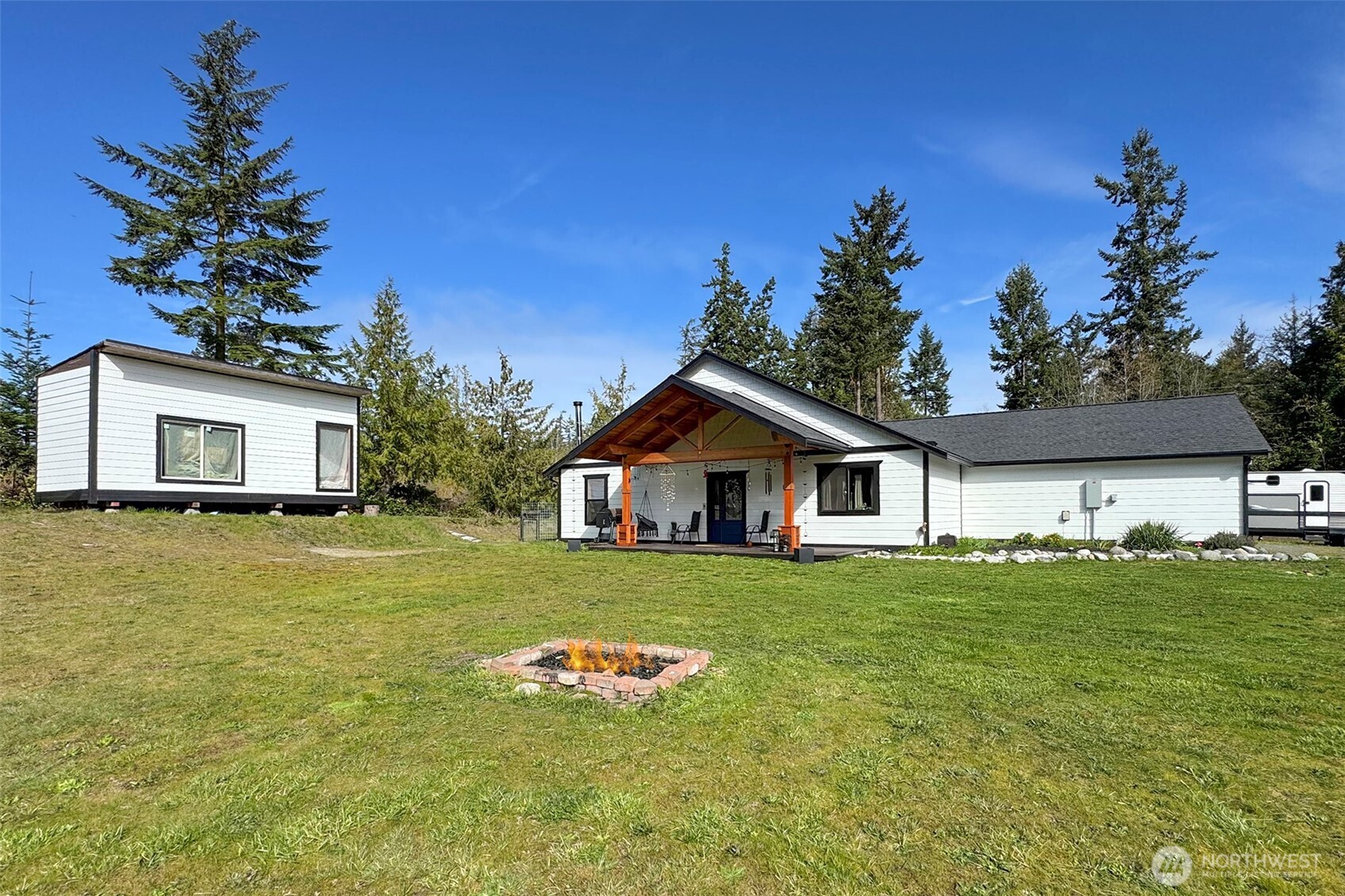 10 Gretas Place Sequim, WA 98382 - Photo 3 of 34