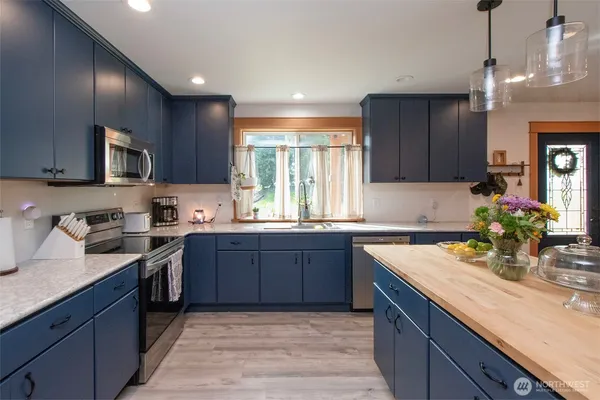 $549,000 | 10 Gretas Place, Sequim, WA 98382