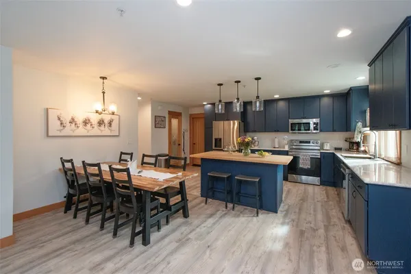 $549,000 | 10 Gretas Place, Sequim, WA 98382