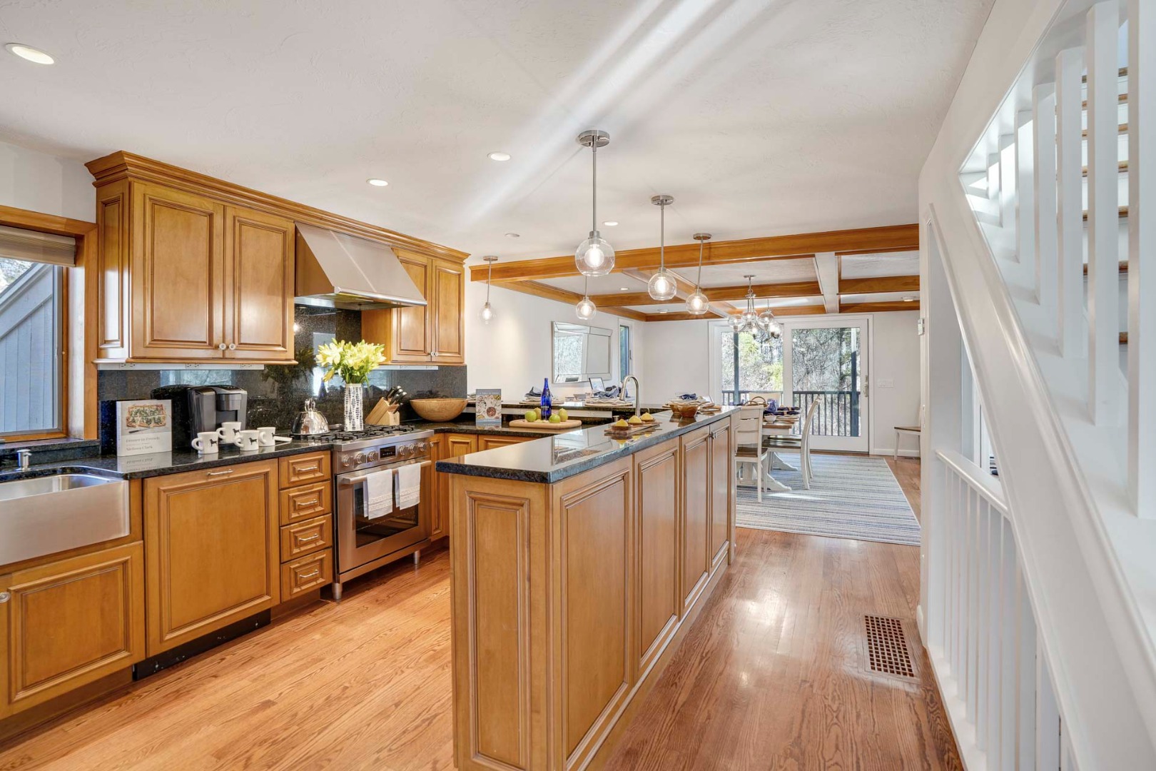 3 Hidden Cove Road Oak Bluffs, MA 02557 - Photo 16 of 53