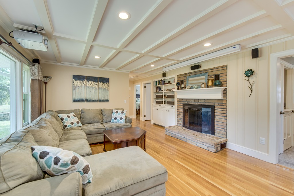 136 Westerly Road Plymouth, MA 02360 - Photo 7 of 19 Gallery Image 7