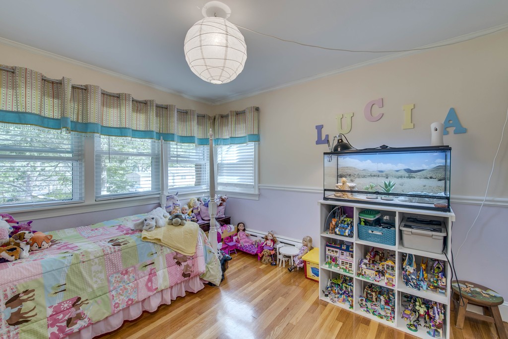 136 Westerly Road Plymouth, MA 02360 - Photo 9 of 19 Gallery Image 9