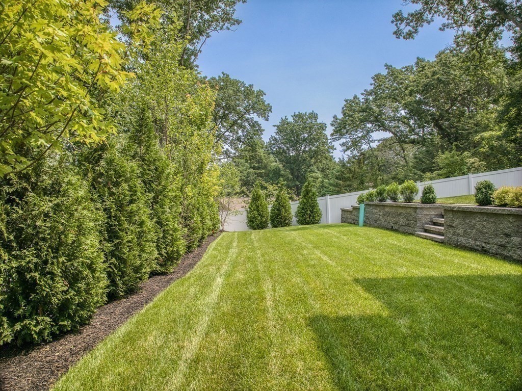 68 Clarke Circle Needham, MA 02492 - Photo 35 of 40