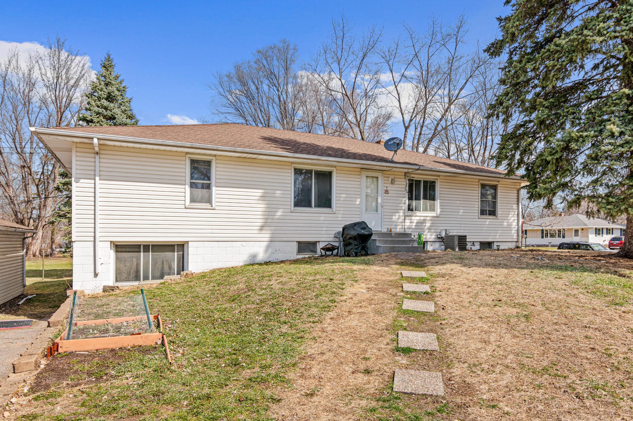 5045-5047 Sunnyside Road St. Paul, MN 55112 - Photo 28 of 38