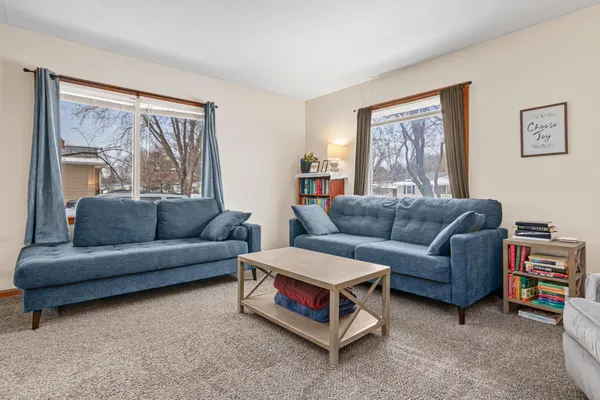 $460,000 | 5045-5047 Sunnyside Road, Mounds View, MN 55112