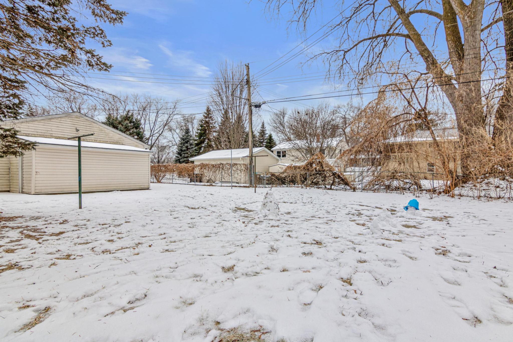 5045-5047 Sunnyside Road Mounds View, MN 55112 - Photo 31 of 32