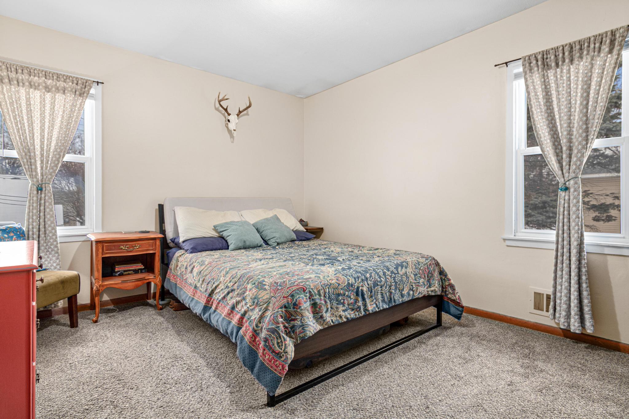 5045-5047 Sunnyside Road St. Paul, MN 55112 - Photo 7 of 38