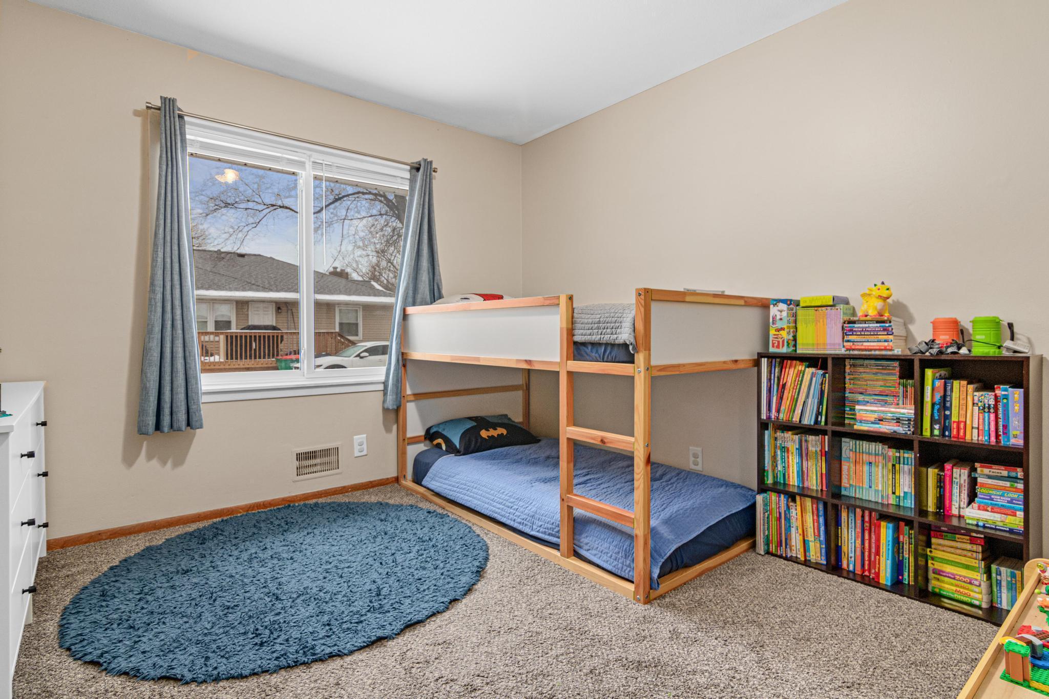 5045-5047 Sunnyside Road St. Paul, MN 55112 - Photo 8 of 38