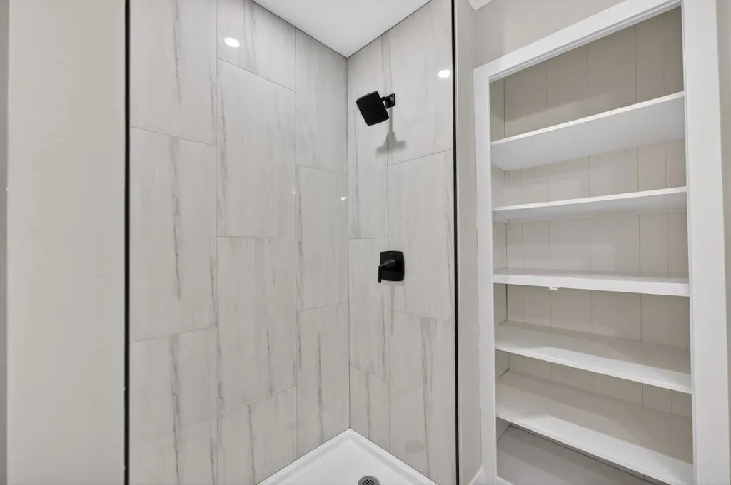 8301 Mission Gorge Road, Unit 64 Santee, CA 92071 - Photo 20 of 49