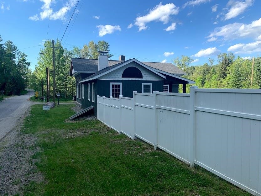 398 Parker Road Whitefield, NH 03598 - Photo 3 of 14