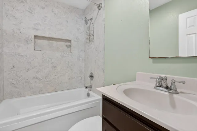 $349,500 | 9 Walnut Avenue, Shalimar, FL 32579