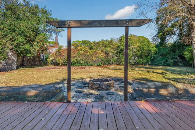 $349,500 | 9 Walnut Avenue, Shalimar, FL 32579