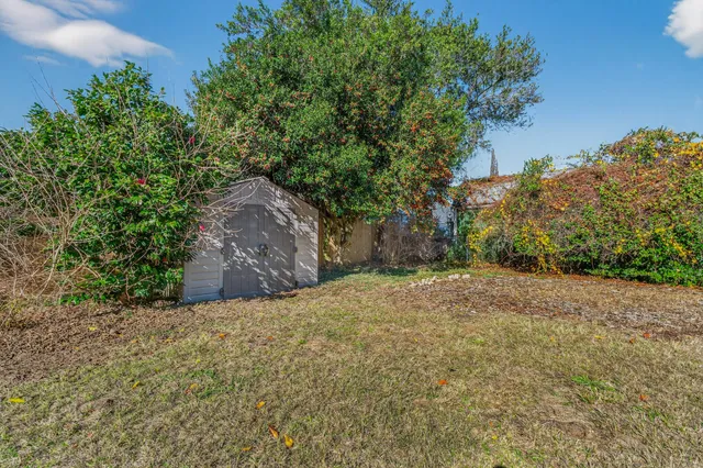 $349,500 | 9 Walnut Avenue, Shalimar, FL 32579