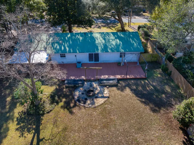 $349,500 | 9 Walnut Avenue, Shalimar, FL 32579