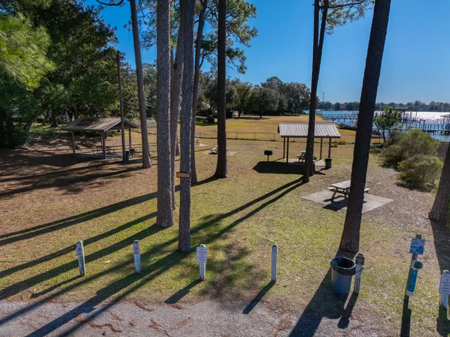 $349,500 | 9 Walnut Avenue, Shalimar, FL 32579