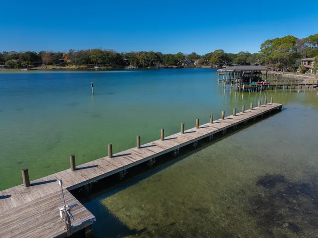 $349,500 | 9 Walnut Avenue, Shalimar, FL 32579