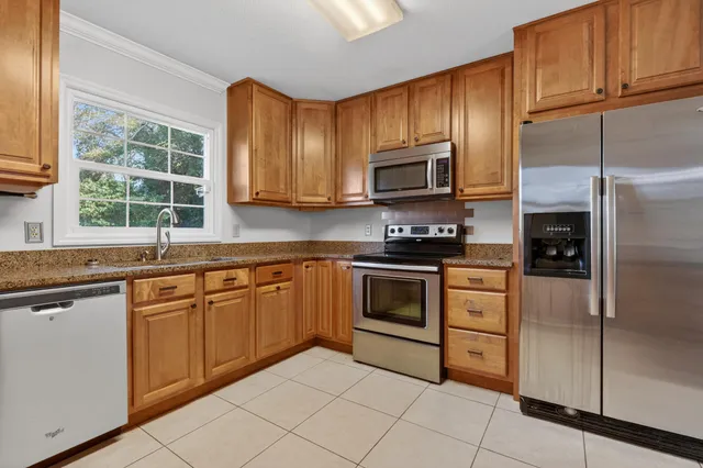 $349,500 | 9 Walnut Avenue, Shalimar, FL 32579