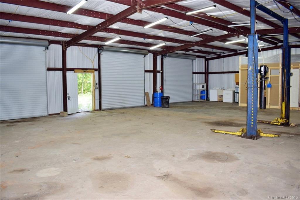 190 Oak Grove Road Landrum, SC 29356 - Photo 18 of 48