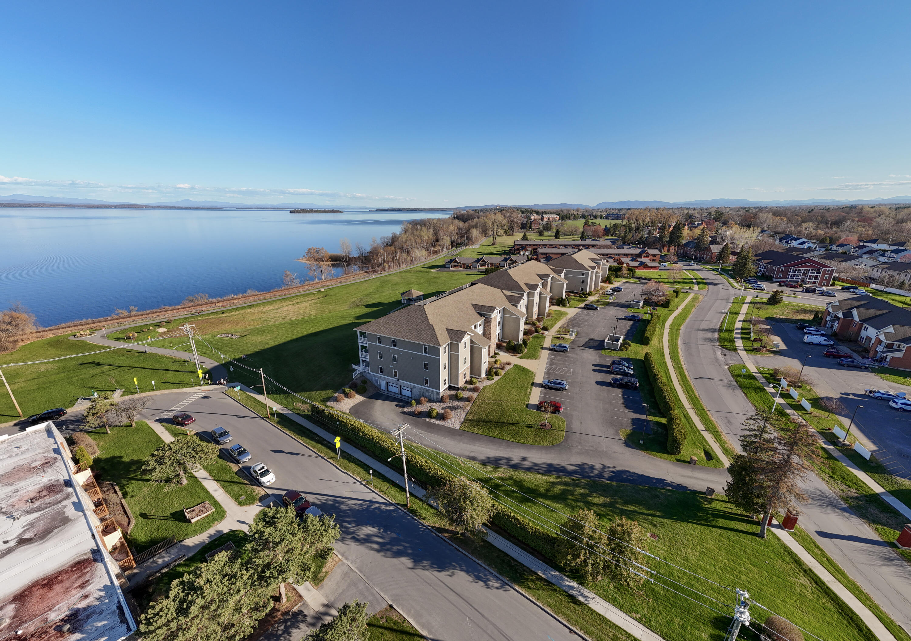 62 Club Road, Unit 305 Plattsburgh, NY 12903 - Photo 4 of 39