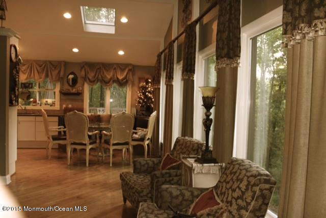 295 Millstone Road Perrineville, NJ 08535 - Photo 4 of 14 dan6