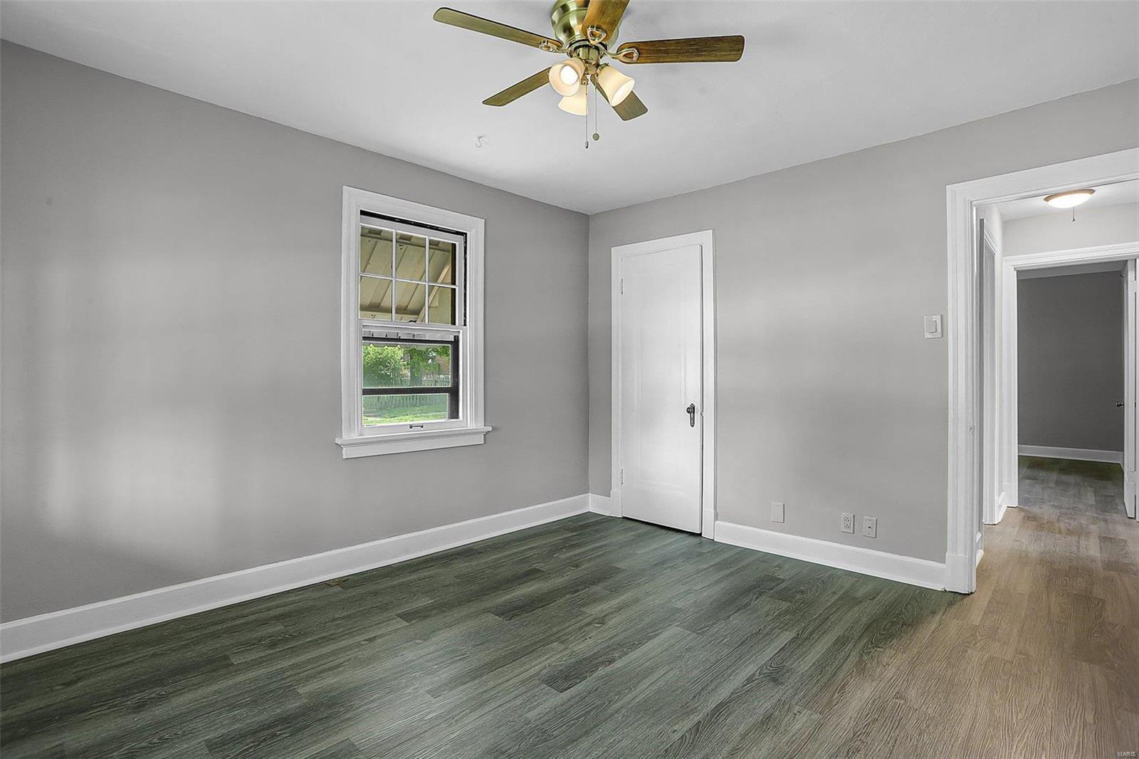3713 Brown Road St. Louis, MO 63114 - Photo 16 of 26 Gallery Image 16