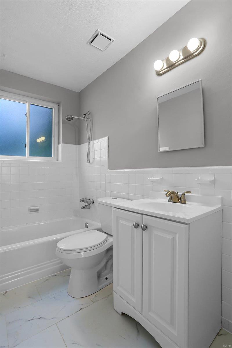 3713 Brown Road St. Louis, MO 63114 - Photo 18 of 26 Gallery Image 18